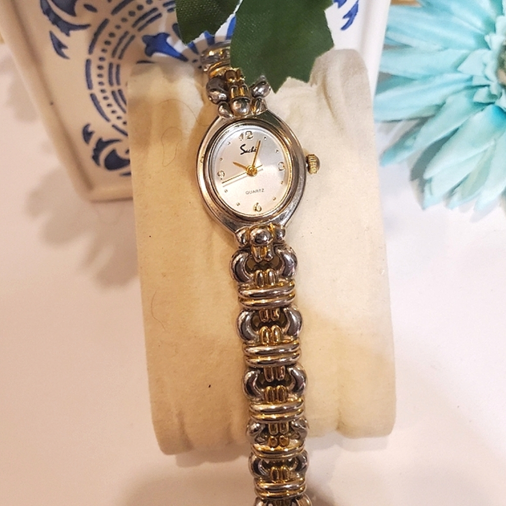 VINTAGE CACHE SAKI 2 tone watch
